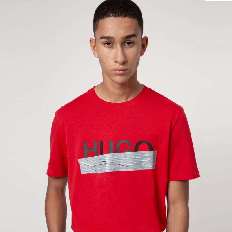 T-shirt Hugo Boss Regular Fit Rouge avec logo artistique