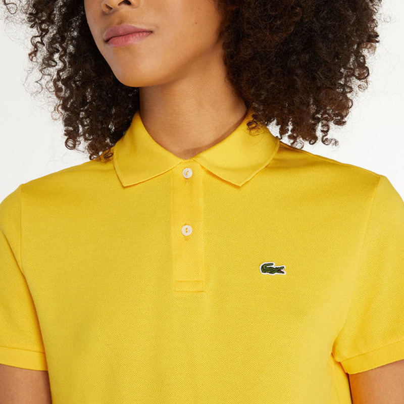 Polo Lacoste Femme Classic Fit  en coton souple Jaune