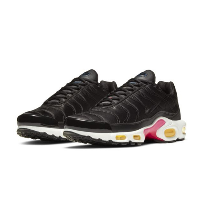 Basket Nike Air Max Plus TN Trainers Black dispo chez DM'Sport.fr !