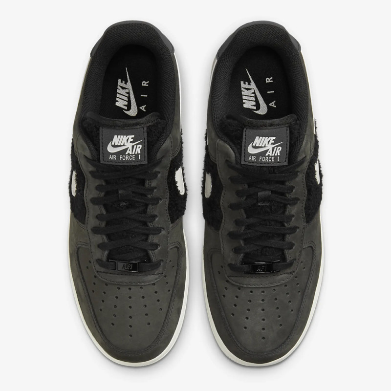 Baskets Nike Air Force 1 MEM 4 chez DM'Sports