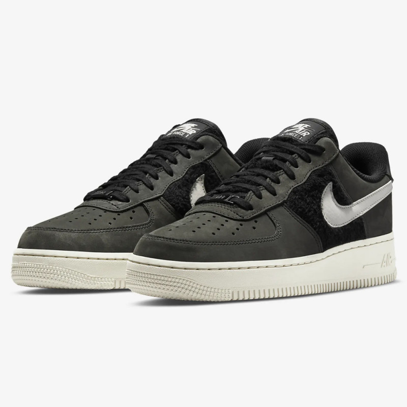 Baskets Nike Air Force 1 MEM 4 chez DM'Sports
