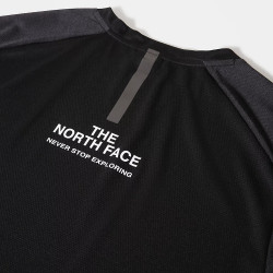 T-shirt The North Face Mountain Athletics disponible chez DM'Sports.fr