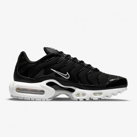 Baskets Nike Air Max Plus TN chez DM'Sports