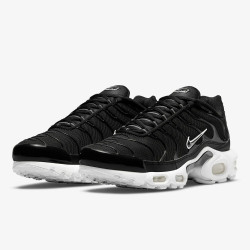 Baskets Nike Air Max Plus TN chez DM'Sports