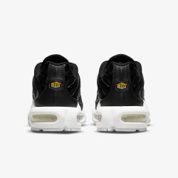 Baskets Nike Air Max Plus TN chez DM'Sports