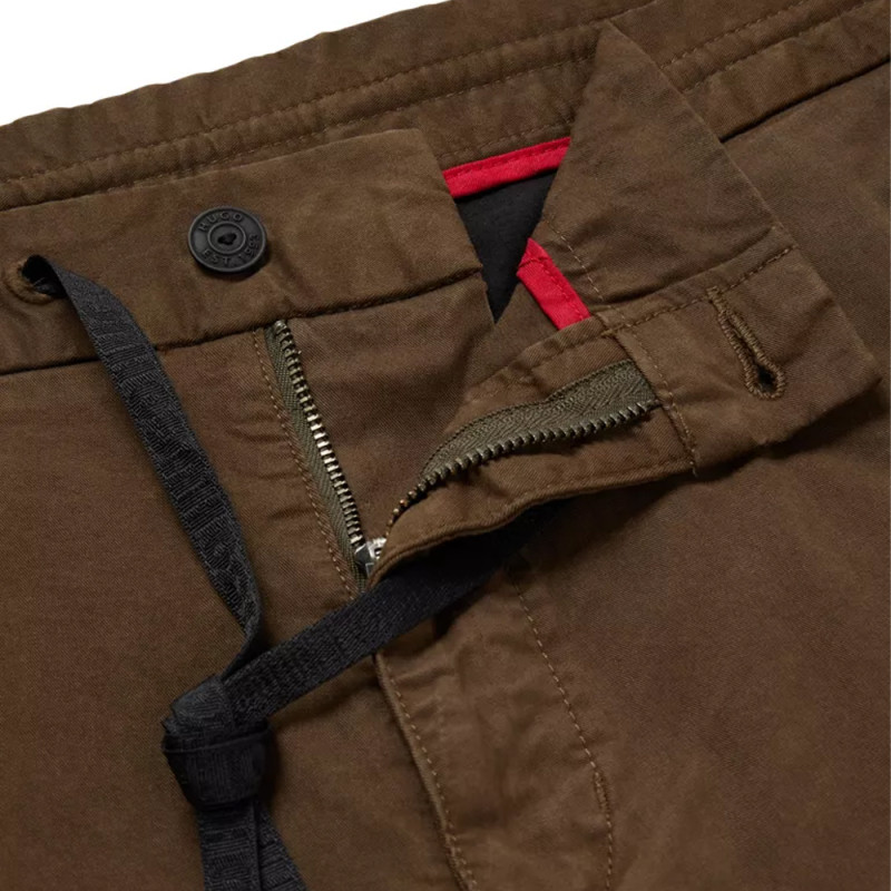 Chino Hugo slim fit Vert