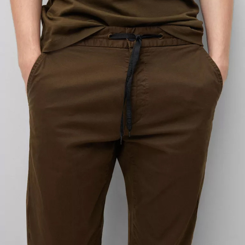 Chino Hugo DAVIDON224D