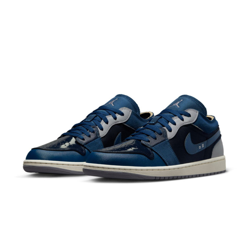 Baskets AIR JORDAN 1 Low SE