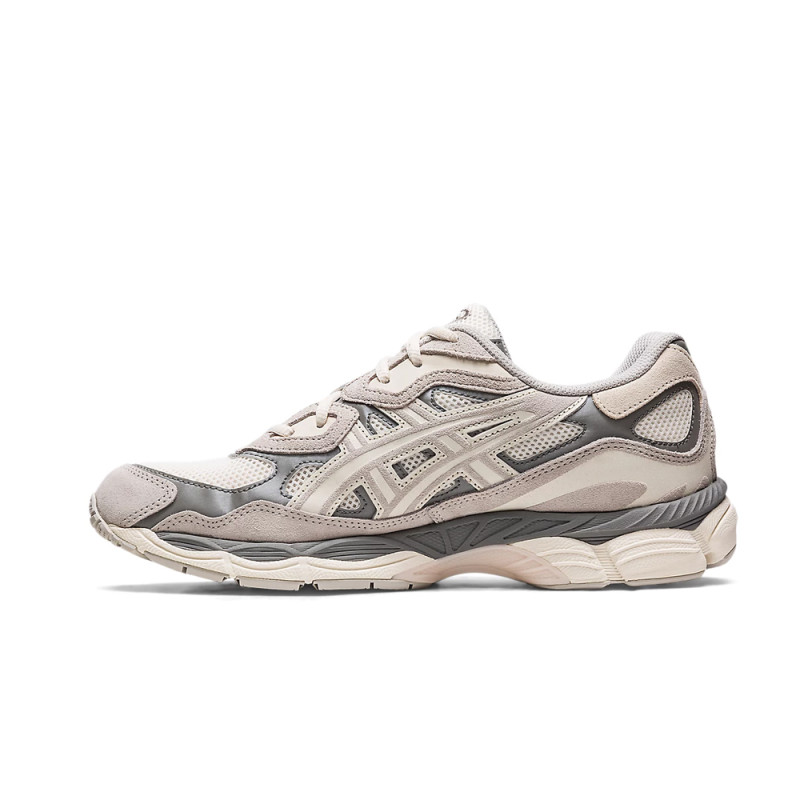 BASKETS ASICS GEL-NYC 1201A789 BLANCHES CASSÉ