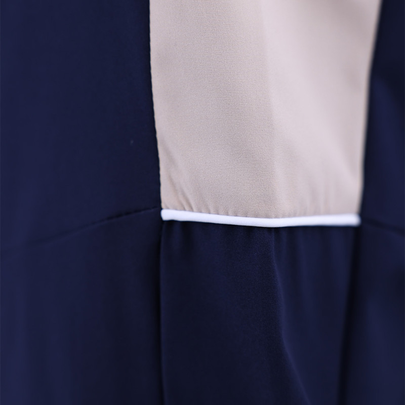 BLEU MARINE ET BEIGE