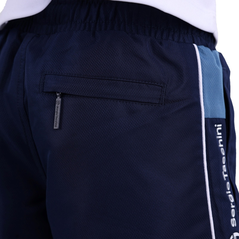 POCHE À L'ARRIÈRE DU SHORT