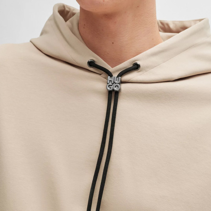 CORDON DE RESSERRAGE AVEC DÉTAIL HUGO