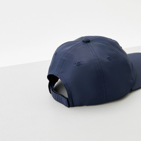 Casquette Impérméable Hugo à logo métallique revisité Chez DM'Sports