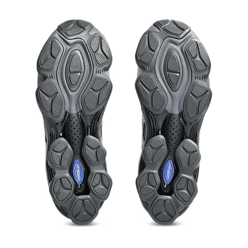 Baskets ASICS GEL-KINETIC FLUENT – Gris Carrier / Argent Pur – Fusion de Style Rétro et Technologie Moderne