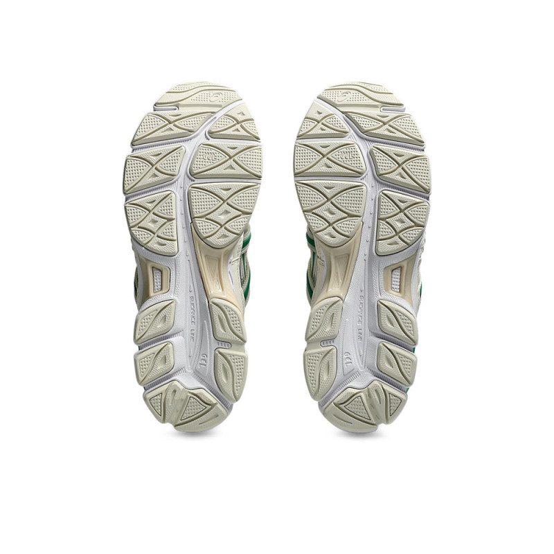 Baskets Blanches et Vertes ASICS GEL-NYC UTILITY – Fusion de Performance et Style Urbain