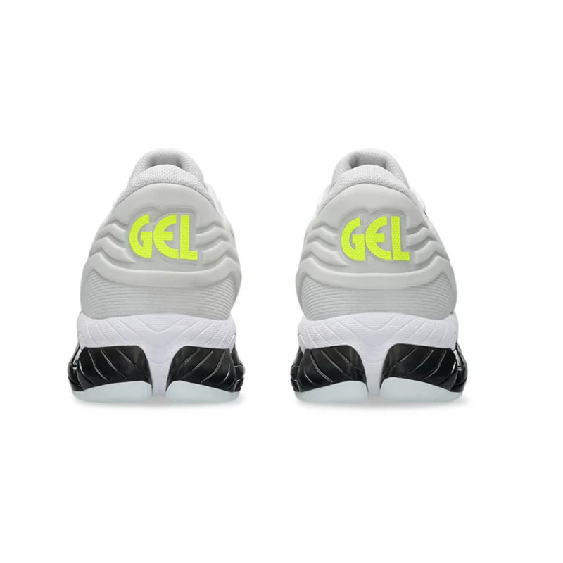 Baskets Blanches ASICS GEL-QUANTUM 360 VIII EMBOSS – Confort & Technologie Avancée