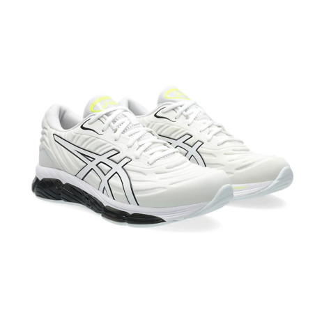 Baskets Blanches ASICS GEL-QUANTUM 360 VIII EMBOSS – Confort & Technologie Avancée