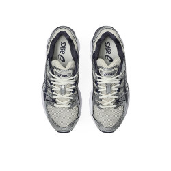 Baskets Bleu Marine et Argentées ASICS GEL-NIMBUS 9 – Performance et Style Rétro