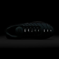 Baskets Nike Air Max Plus Bleues et Noires – Design iconique et confort Tuned Air