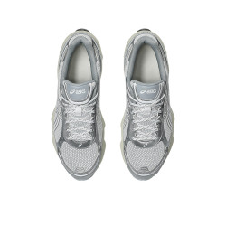 Baskets Asics GEL-KINETIC FLUENT Grises – Fusion de technologie et de style rétro