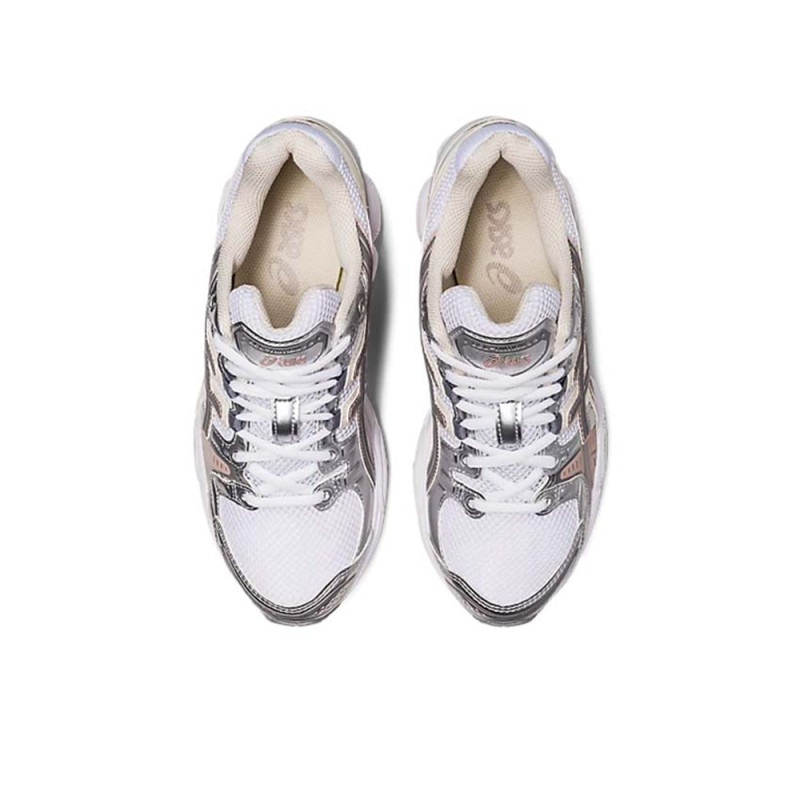 Baskets Blanches et Roses ASICS GEL-NIMBUS 9 – Confort et Performance