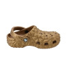 Sabot Crocs Classic Geometric Clog Bronze – Style audacieux et confort légendaire