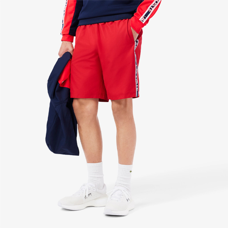 Short Homme Lacoste Tennis – Rouge – Bandes Griffées & Tissu Léger Performant