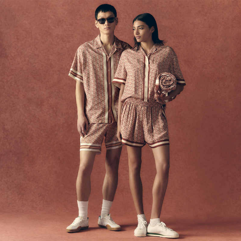 Chemise Homme Lacoste – Rose – Monogramme Iconique & Coupe Droite