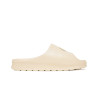 Claquettes Lacoste Serve Slide 2.0 Homme – Beige – Design Épuré & Confort Optimal