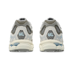 Baskets ASICS GEL-NYC Grises et Beiges – Alliance de style rétro et de technologie moderne