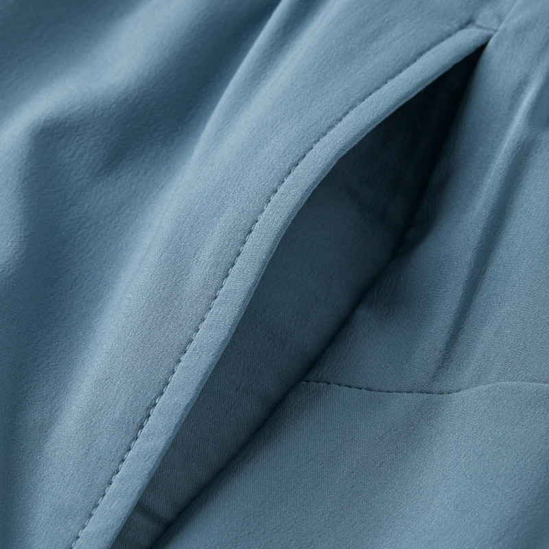 Short Mizuno Core 7.5 – Bleu – Polyvalence et Confort pour l’Entraînement