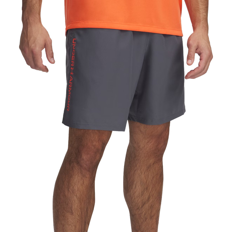 Short Under Armour Tech™ Woven Wordmark – Gris et Orange – Confort Légèrement Ample & Séchage Express