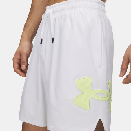 Short Under Armour Zone Woven 18 cm – Blanc – Confort léger & mobilité multidirectionnelle