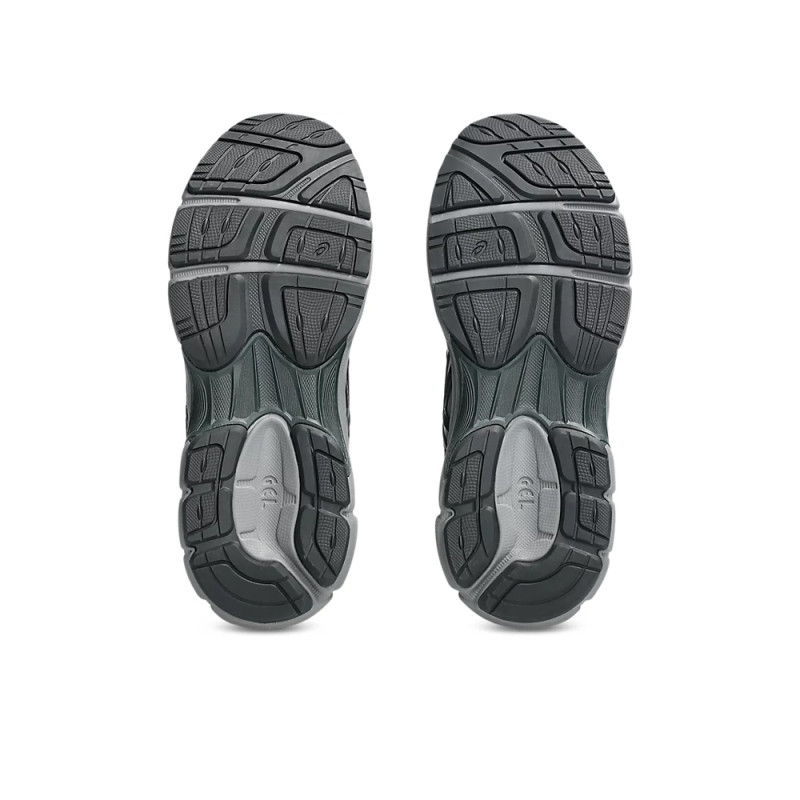 Baskets Enfant Asics GEL-NYC Noires et Grises – Look rétro et performance moderne pour les jeunes athlètes