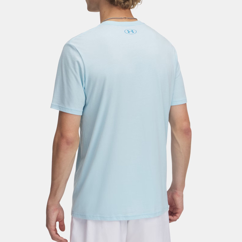 T-shirt Bleu Clair à Manches Courtes avec Logo Superposé Under Armour – Confort et Style Quotidien