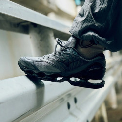 Baskets Mizuno WAVE PROPHECY LS Grises