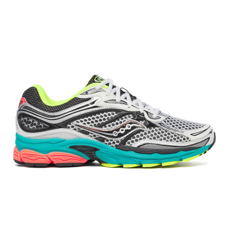 Baskets Saucony ProGrid Omni 9 OG – Silver/Mutant – Rétro-running innovant et confort moderne
