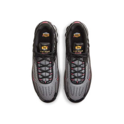 Baskets Nike Air Max Plus III Enfant – Noir et Touches Rose – Look futuriste avec amorti iconique