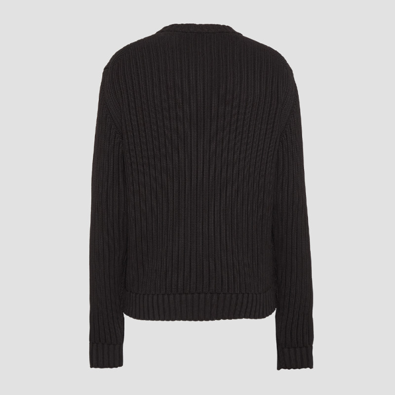 Pull Hugo SRIBBEN_1 Noir – Simplicité raffinée et confort maîtrisé