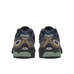 Baskets Saucony ProGrid Omni 9 – Marron et Marine – Rétro-tech stylé avec confort moderne