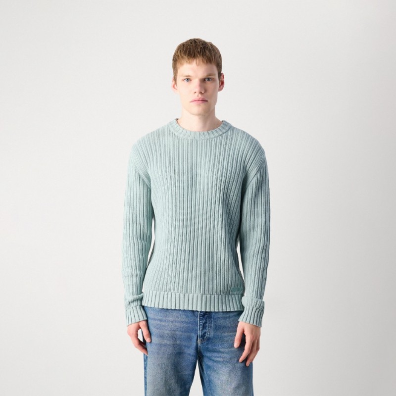 Pull Hugo SRIBBEN_1 Vert – Simplicité raffinée et confort maîtrisé