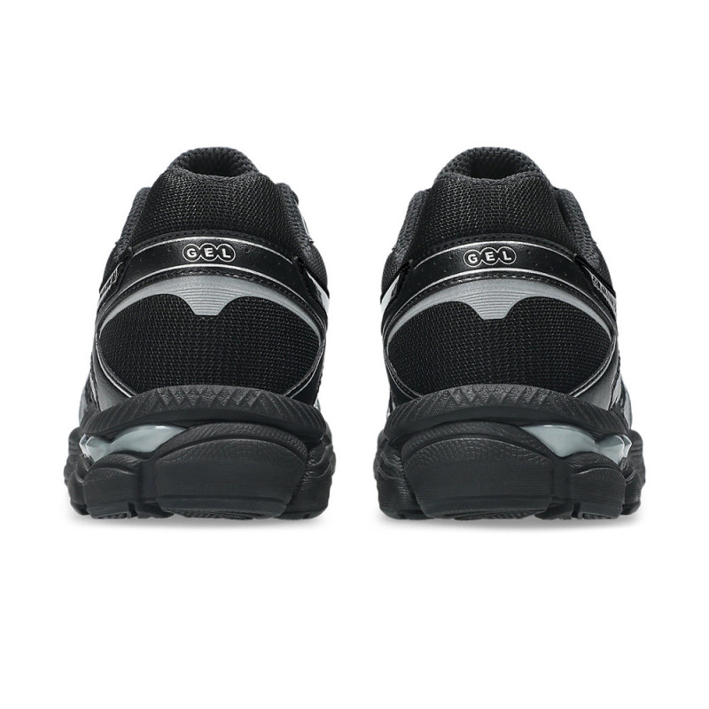 Baskets ASICS GEL CUMULUS 16 Black/Black