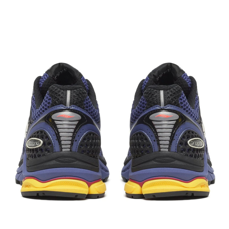 Baskets Bleues et Noires Saucony PROGRID TRIUMPH 4