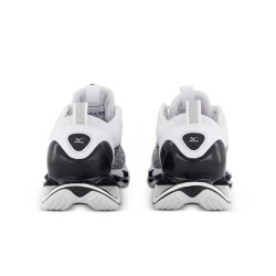 Baskets MIZUNO Wave Prophecy 13.2 noires et blanches