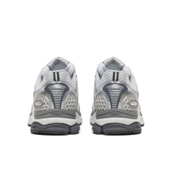 Baskets Blanches et Argentées Saucony PROGRID TRIUMPH 4