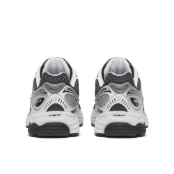 Baskets SAUCONY ProGrid Omni 9 OG Noires et Blanches