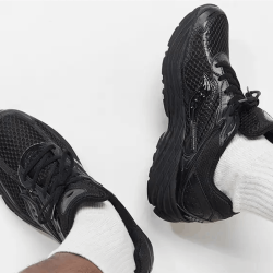 Baskets SAUCONY PROGRID OMNI 9  -Chaussures Unisexes Stables et Confortables Noir