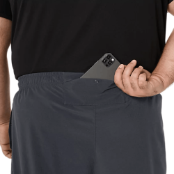 Pantalon ASICS CORE Woven – Léger, Séchage Rapide et Respirant Gris