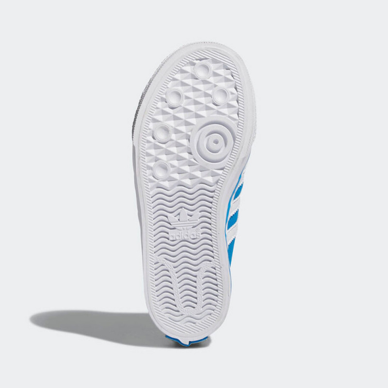 Baskets Adidas Nizza C